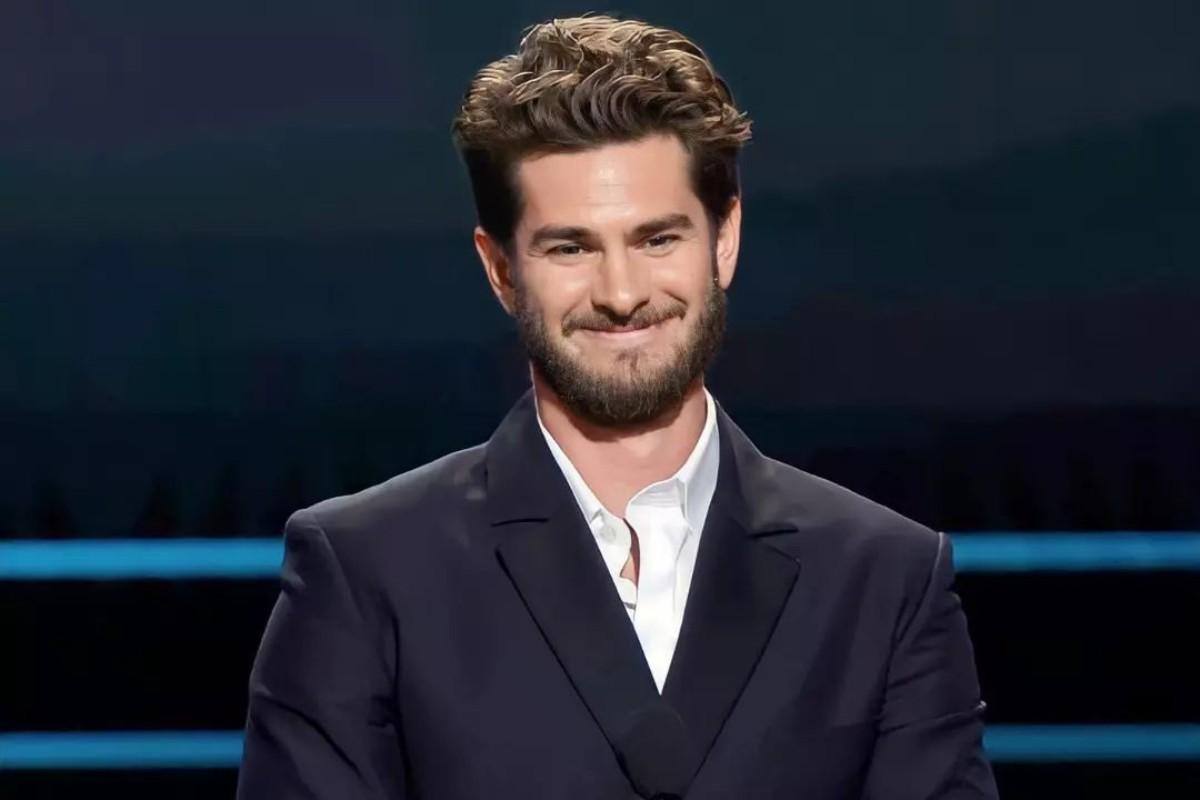 La foto de Andrew Garfield en una “comprometedora” situación que se volvió viral