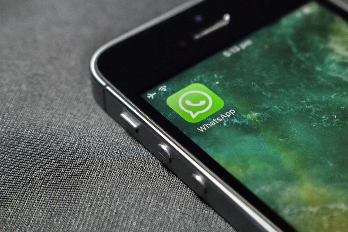 Así puedes activar el “modo anti espía” de WhatsApp, para que nadie vea tus fotos y chats