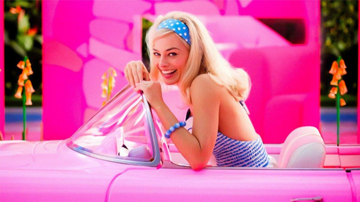 Arrestan a Margot Robbie en el nuevo trailer de ‘Barbie’.