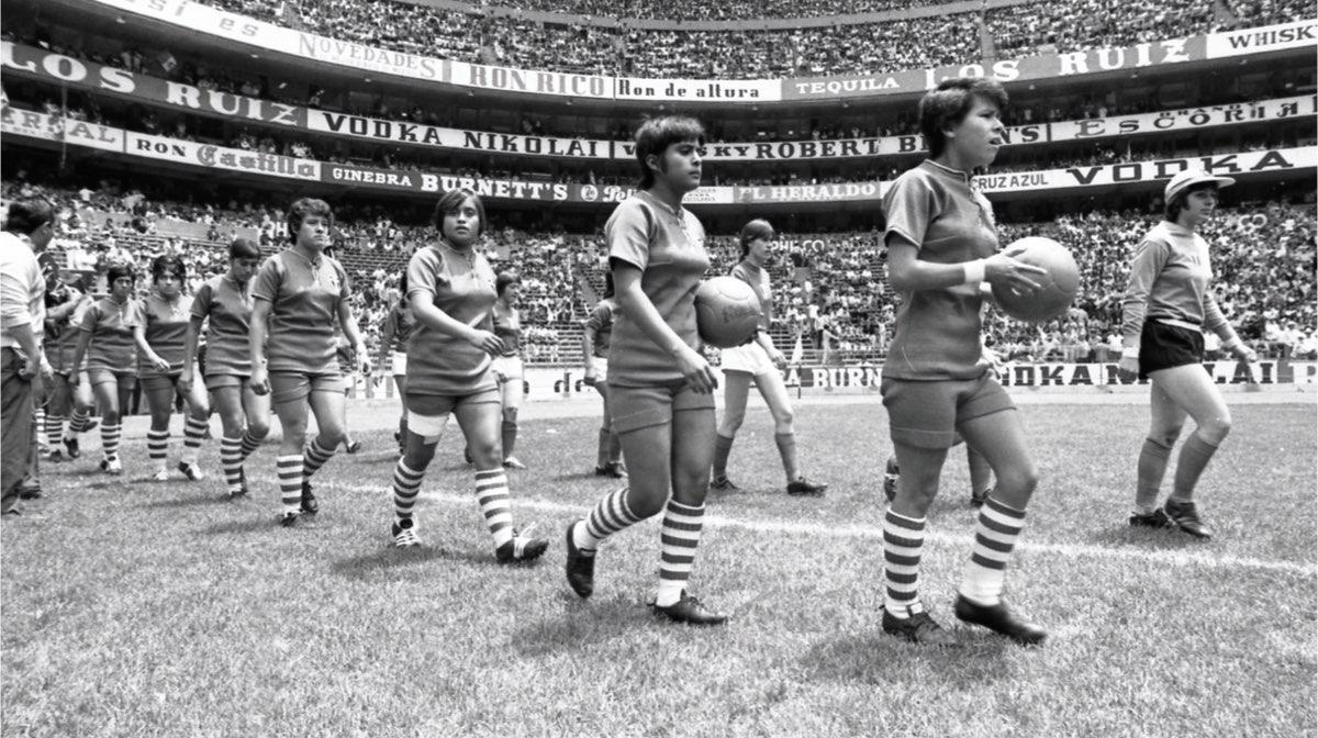 ‘Tan cerca de las nubes’: La histórica hazaña de la Selección Mexicana de fútbol femenil de la que nadie habla