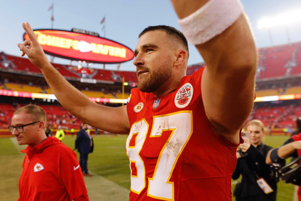 Checa los comerciales en los que ha aparecido Travis Kelce, el novio de Taylor Swift