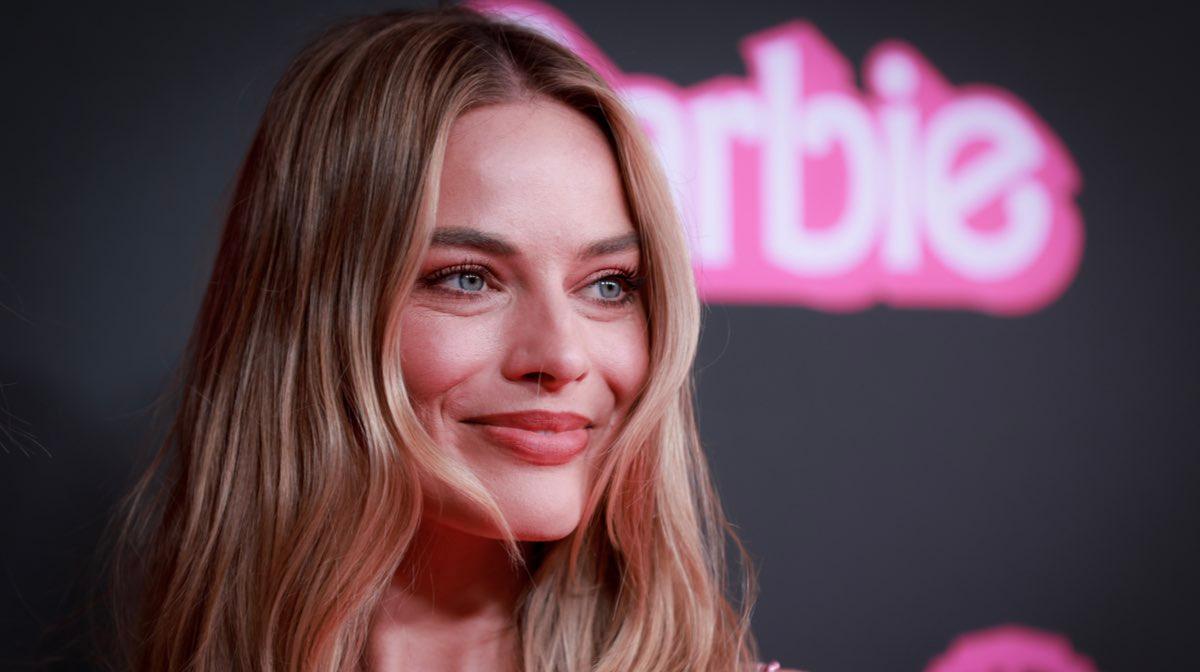 Margot Robbie queda en el lugar 90 de los rostros más hermosos de 2023. Checa quiénes le ganaron