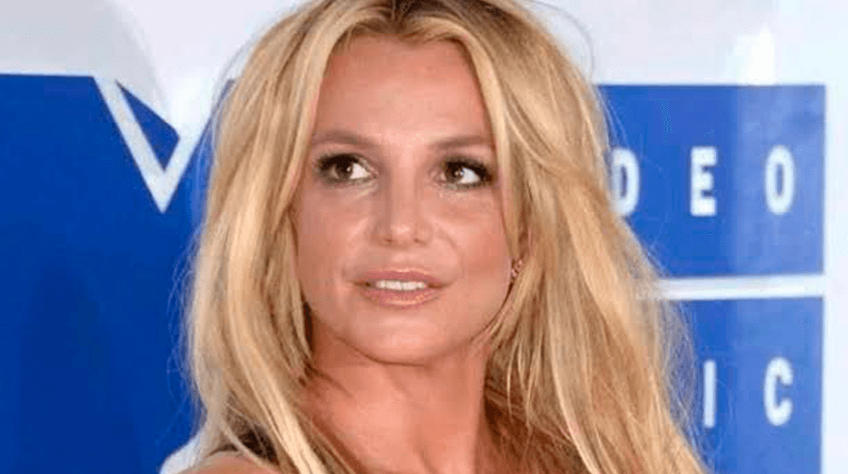 Britney Spears denuncia robo en su casa, y la policía la desmiente