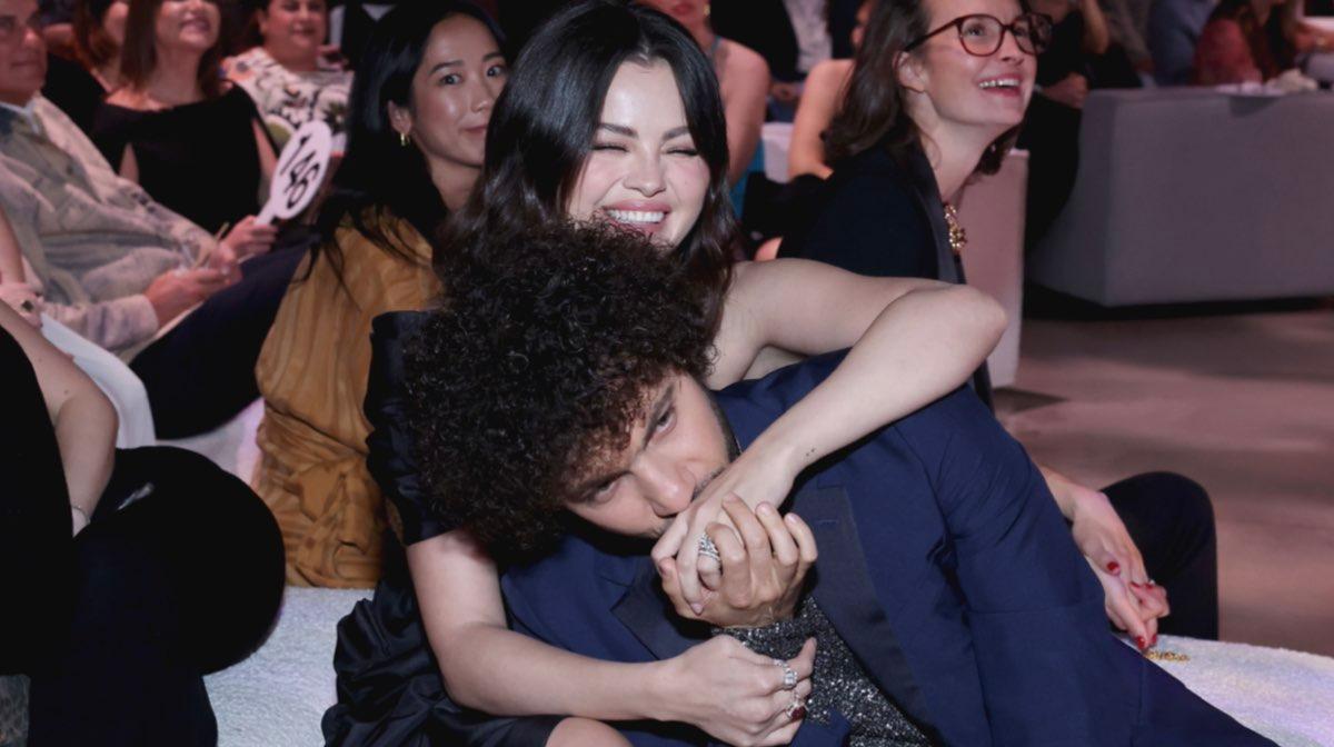 Selena Gomez y Benny Blanco se comprometieron. Así ha sido su historia de amor