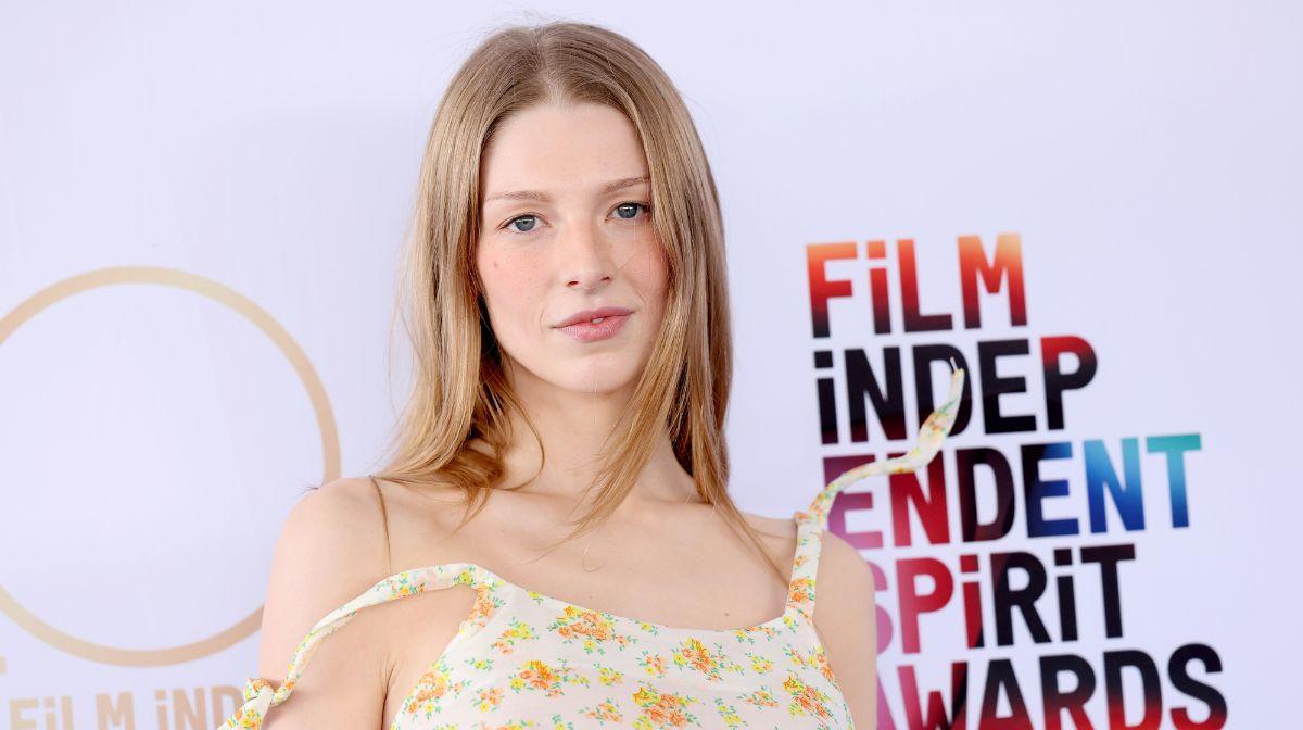 Hunter Schafer estalla contra administración Trump por recibir pasaporte con género masculino